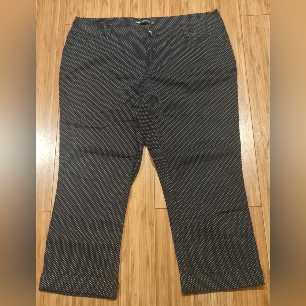 NWOT Lee 1889 Mid Rise Black and White Polka Dot Pants